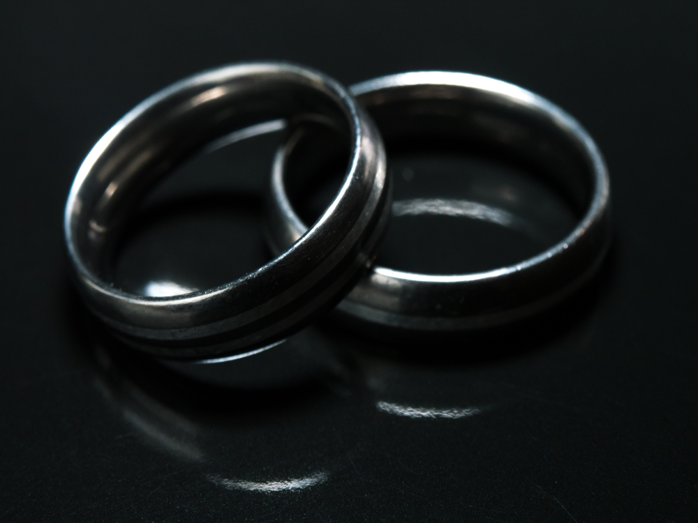 E6-Rings-Durable-Carbon-Fiber-Ring