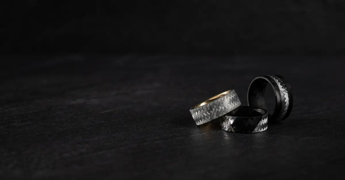 E6-Rings-The Rise-of-Minimalist-and-Lightweight-Wedding-Rings