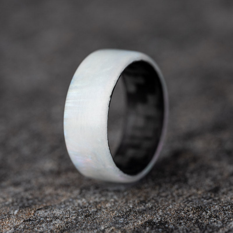 Polished Synthetic Pearl Ring With Carbon Fiber Core