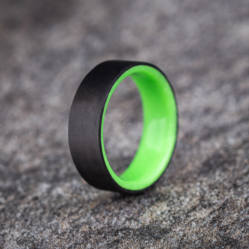 Matte Carbon Fiber Unidirectional Ring with Green Glow Resin