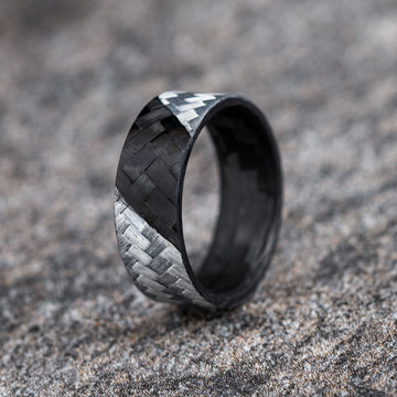 Polished Silver Texalium Ring with Carbon Fiber Slash