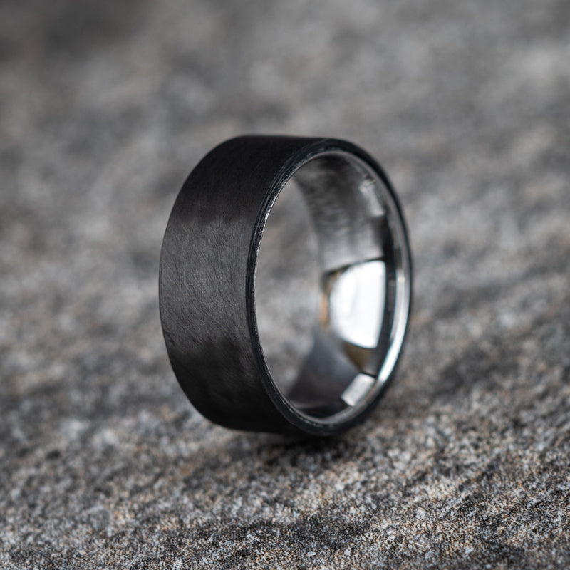 Matte Carbon Fiber Unidirectional Ring with Polished Aluminum Core
